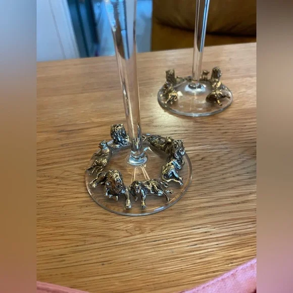 St. John Shaker - Picture 3 of 3